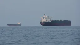 ВМС США тайно провели 70 судов через Ормузский пролив за три недели